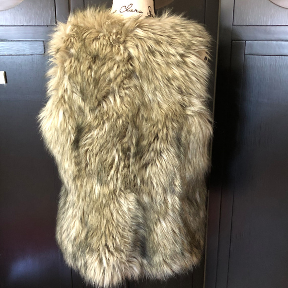 Ralph Lauren Faux Fur BoHo Vest Size Small - Picture 3 of 5